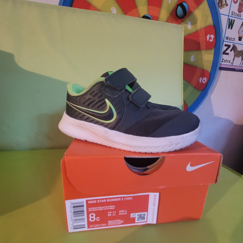 Nike Toddler sneakers size 8